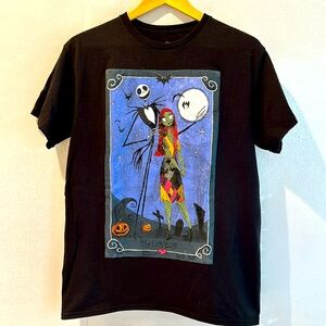 Disney Tim Burton’s , The Nightmare Before Christmas The Lovers T-shirt size Med